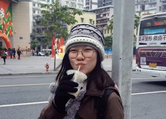 Laoshi Vivi